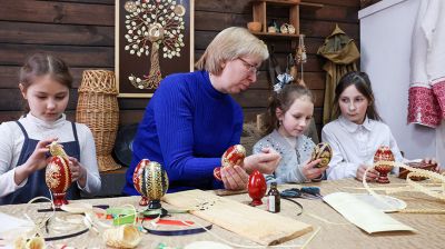 Klichev crafts center keeps old traditions alive