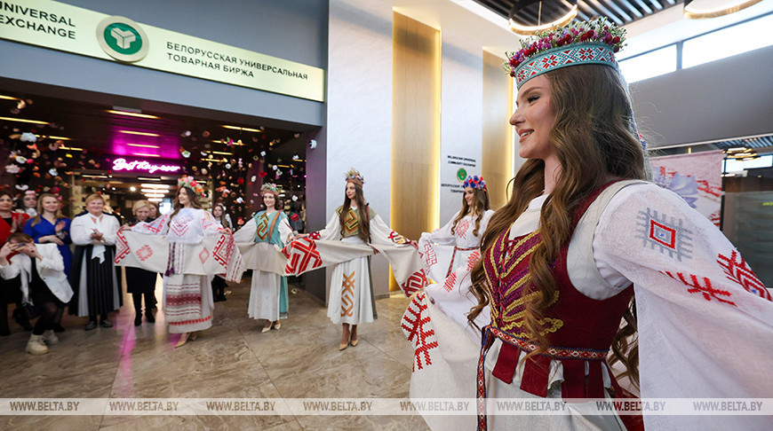 Pre-8 March reception for diplomatic spouses in Minsk