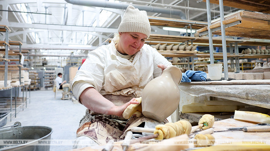 Dobrush Porcelain Factory 