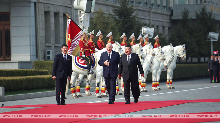 Official welcome ceremony for Lukashenko in Pyongyang