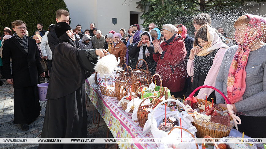 Blessing of Easter foods in Belarus