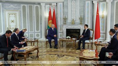 Belarusian president meets with Chinese vice president in Minsk 