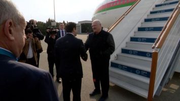 Lukashenko arrives in Azerbaijan on working visit