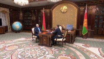 Lukashenko encourages the Federation of Trade Unions to promptly respond to needs of workers
