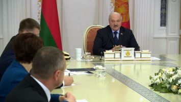 Lukashenko pledges to address people’s concerns voiced during signature collection