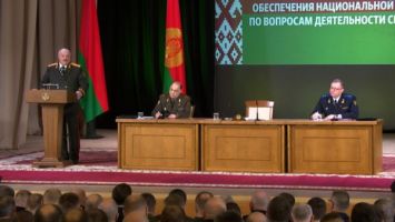 Lukashenko sets tasks for Defense Ministry