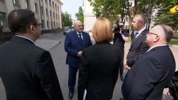 Lukashenko visits Belarusfilm to explore filmmaking industry development prospects