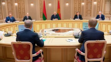 Lukashenko: Belarus seeks to reinvigorate partnerships with Russia’s Altai Krai