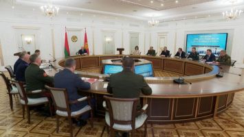 Lukashenko convenes Security Council meeting