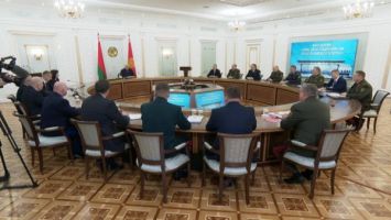 Lukashenko approves Belarus’ defense premise for the next five-year term
