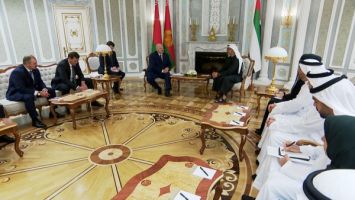 Lukashenko: Belarus is eager to step up economic cooperation with UAE