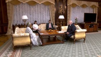 Lukashenko meets with Nigeria’s first lady in the Palace of Independence
