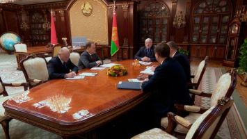 Lukashenko urges well-crafted personnel policy at Ministry of Foreign Affairs