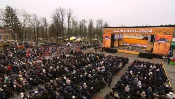 Lukashenko attends Dazhynki festival in Klimovichi