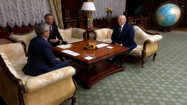 
Lukashenko meets with Kyrgyzstan’s PM
