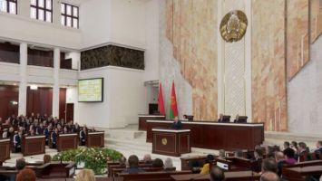 Lukashenko addresses outgoing MPs
