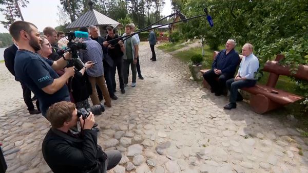 Lukashenko: Nobody will manage to bring Belarus and Russia to their knees
