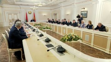 Lukashenko urges to eliminate unjustified intermediation