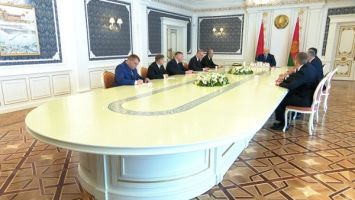 Lukashenko sets key tasks for local authorities