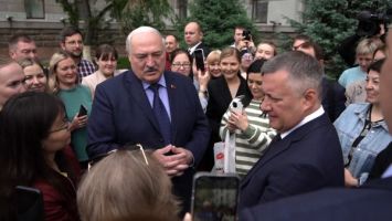 Lukashenko holds talks with governor of Russia’s Irkutsk Oblast