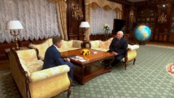 
 Lukashenko meets with governor of Russia's Primorye Territory 
 
  
 