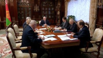 Lukashenko wants smooth transition to the new composition of the parliament
