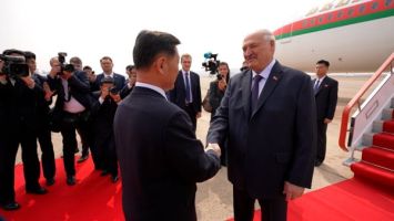 Lukashenko begins official visit to DPRK