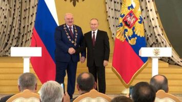 Lukashenko presented with Russia's highest state award 