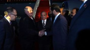 
Lukashenko arrives in Pakistan on official visit
 
 
 
 
