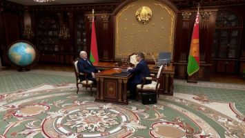 Lukashenko sees trade unions as pillar of social stability 